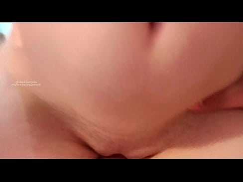 ❤️ Turu ing kamare adhiku banjur tangi Sluts ing kita  ❤