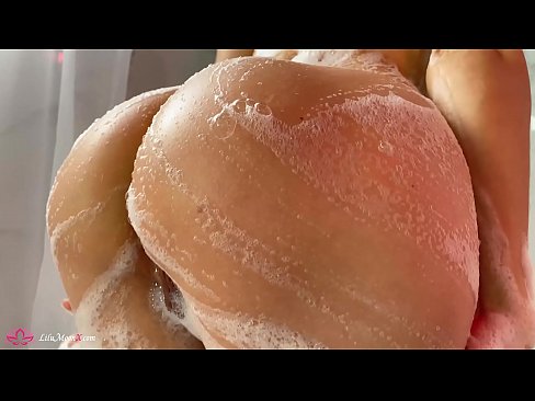 ❤️ Brunette Masturbates Pus karo Vibrator kanggo Intens Orgasme ing Shower Sluts ing kita  ❤
